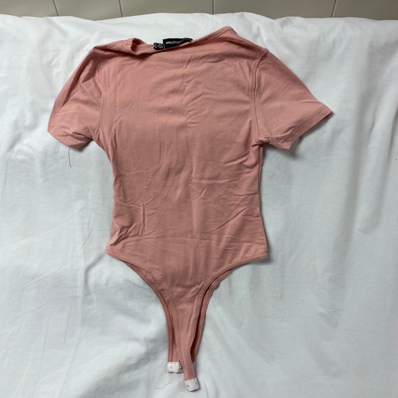 Pretty Little Thing Pink Bodysuit - Picture 3 of 6